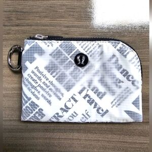 Lululemon clippable card pouch- Manifesto print